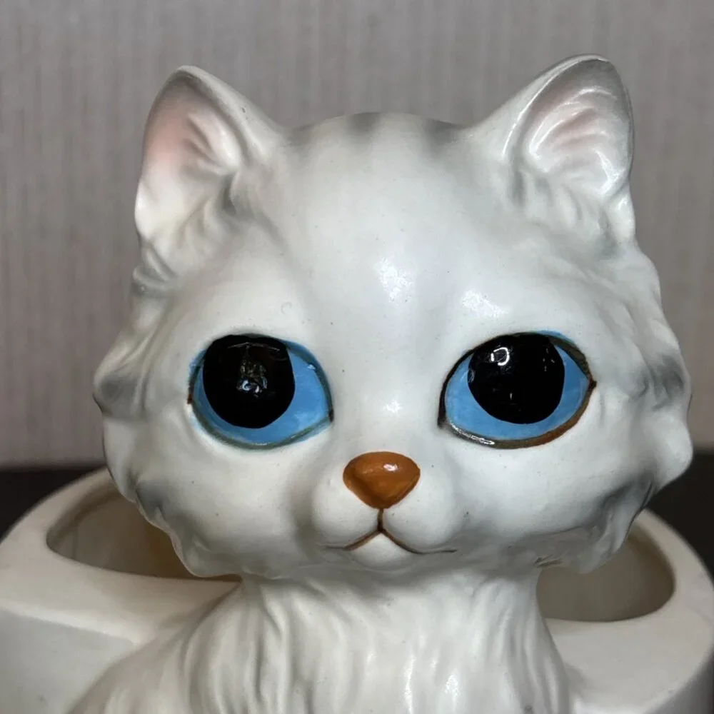 Lefton White Cat Planter Figurine Blue Eyes Mid Century Tabby Kitty Japan 60s - Picture 9 of 10